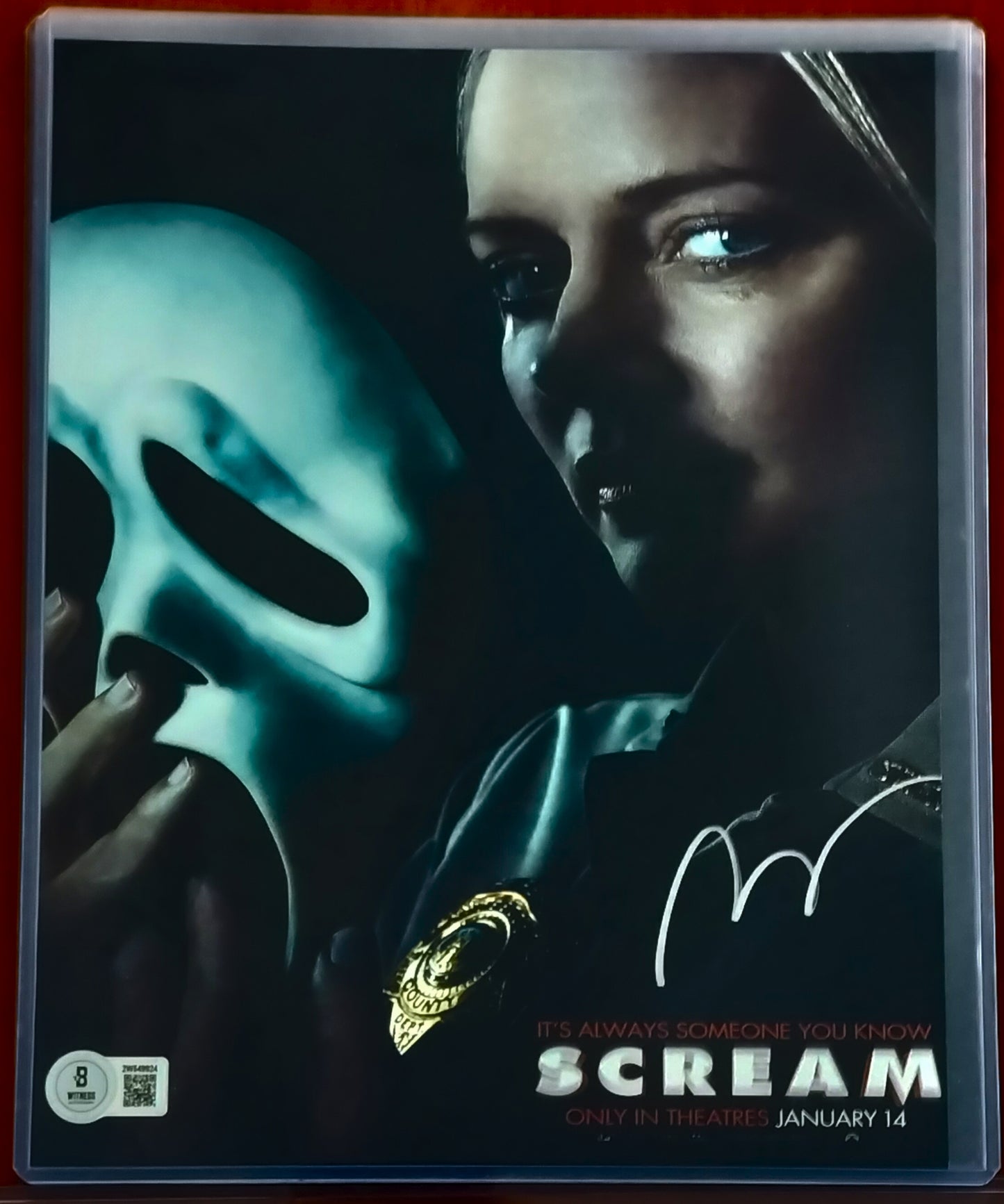 Marley Shelton signed 8X10 photo W/ Beckett COA