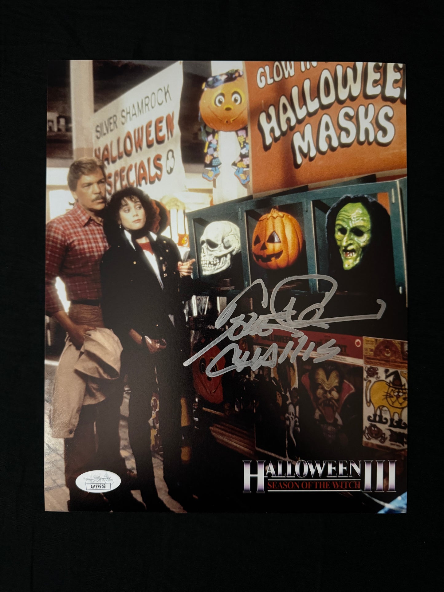 Tom Atkins signed Halloween 3: Season of the WItch 8X10 photo W/ JSA COA