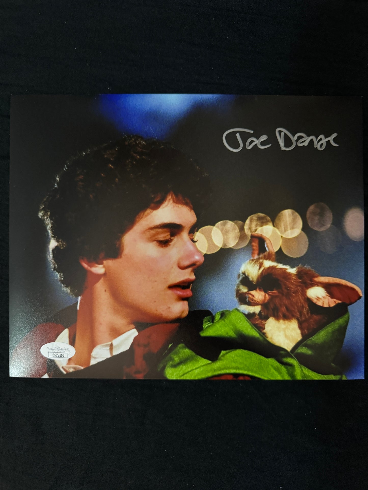 Joe Dante signed Gremlins 8X10 Photo W/ JSA COA