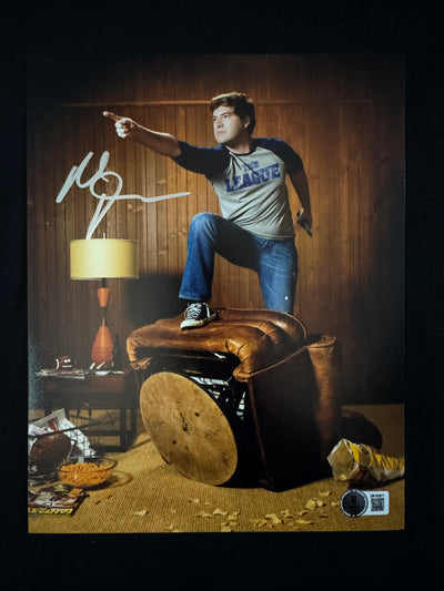 Mark Duplass signed The League 8X10 photo W/ Beckett Witnessed COA